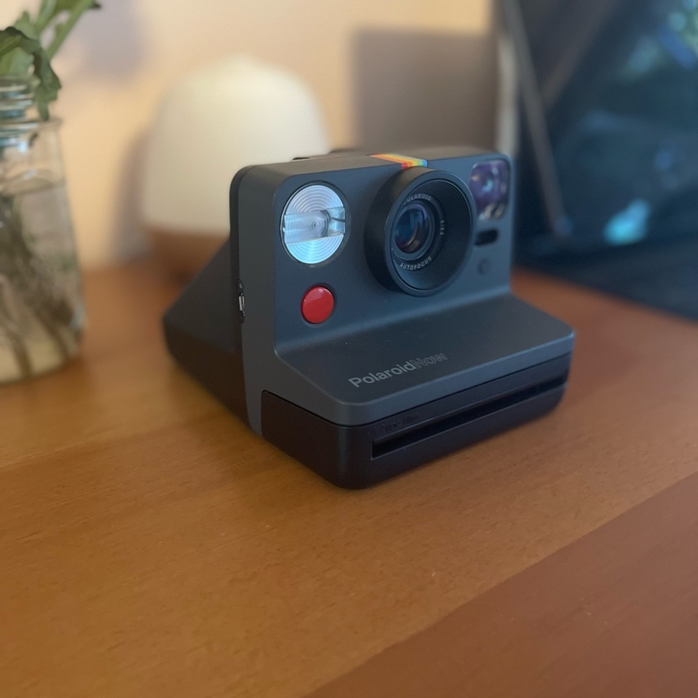 PolaroidNow Camera